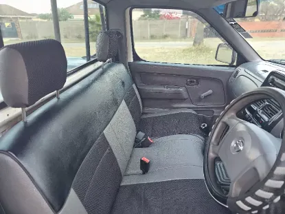 Picture of Nissan NP300 2016