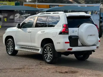 Picture of Toyota Prado 2023