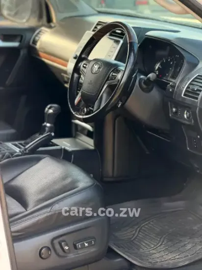 Picture of Toyota Prado 2023