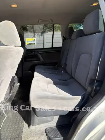 Picture of Toyota Land Cruiser 2016