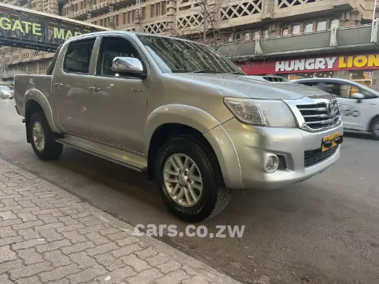 Picture of Toyota Hilux 2013