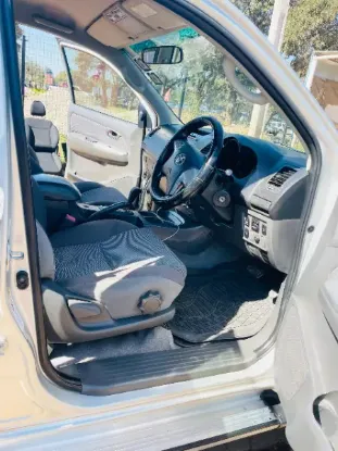 Picture of Toyota Hilux 2013