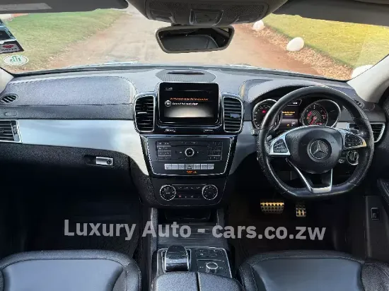 Picture of Mercedes Benz GLE 2017