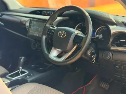 Picture of Toyota Hilux 2016