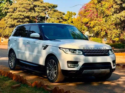 Picture of Range rover Sport 2015