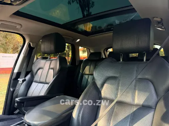 Picture of Range rover Sport 2015