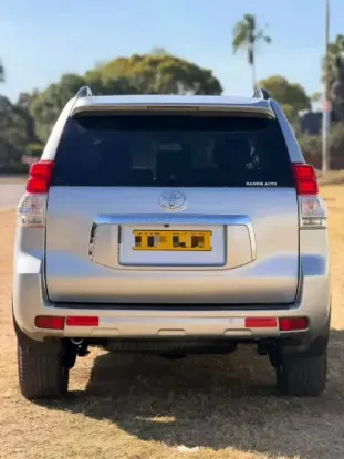 Picture of Toyota Prado 2011