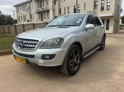 Picture of Mercedes Benz ML-Class 2008