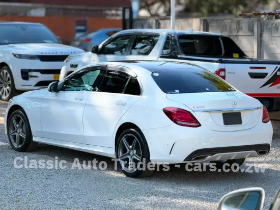Picture of Mercedes Benz C-Class 2016