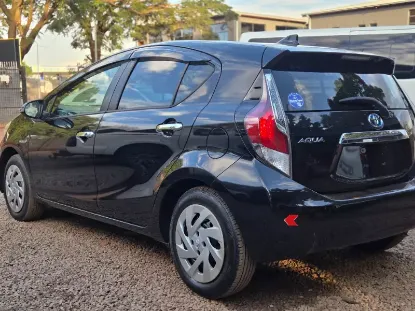 Picture of Toyota Aqua hybrid 2016