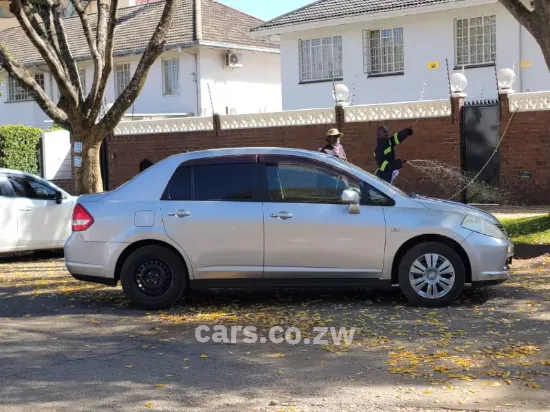 Picture of Nissan Tiida 2008
