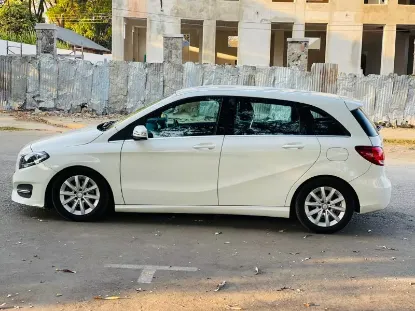 Picture of Mercedes Benz B-Class 2017