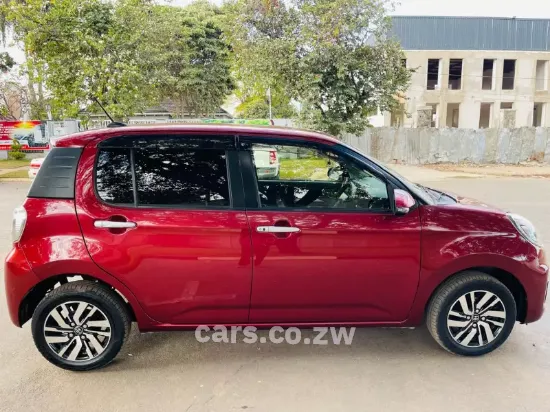 Picture of Toyota Passo 2016