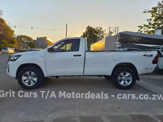 Picture of Toyota Hilux 2020