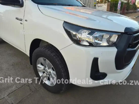Picture of Toyota Hilux 2020