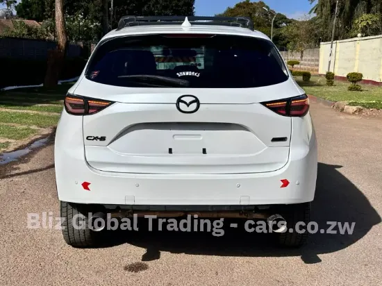 Picture of Mazda CX-5 2017