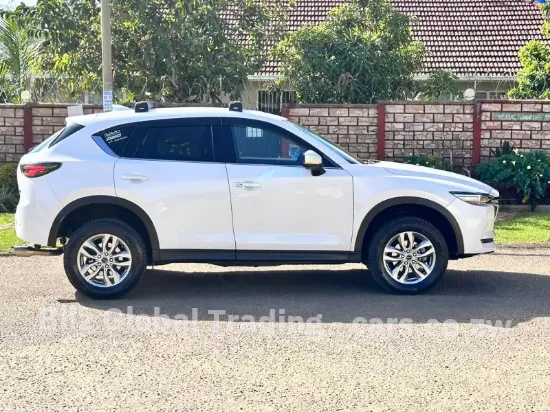 Picture of Mazda CX-5 2017