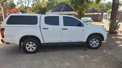 Picture of Isuzu KB250 2018