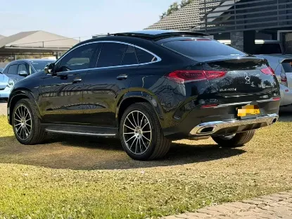 Picture of Mercedes Benz GLE 2021
