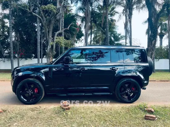 Picture of Land Rover Defender 2025