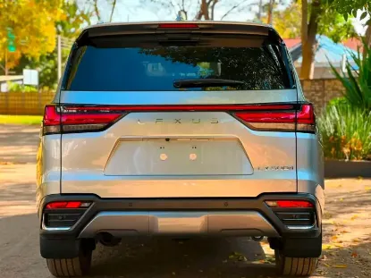 Picture of Lexus LX 2026