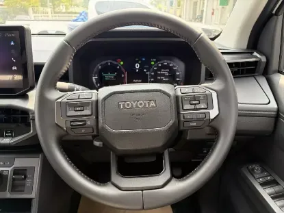 Picture of Toyota Hilux 2026