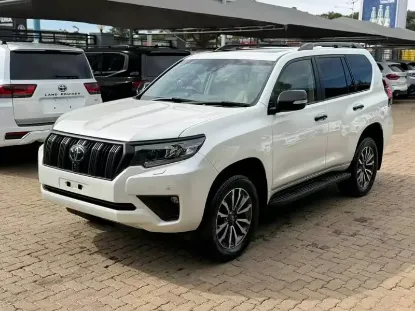 Picture of Toyota Prado 2023