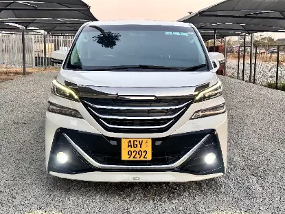 Picture of Toyota Vellfire 2017