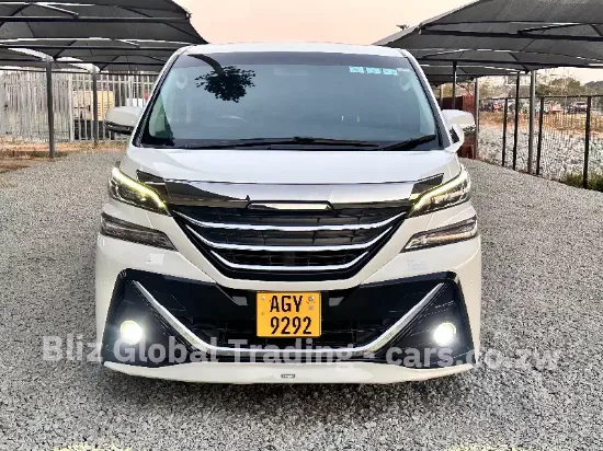 Picture of Toyota Vellfire 2017
