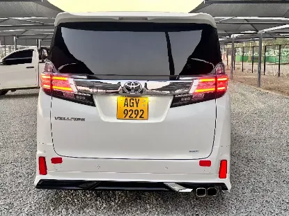 Picture of Toyota Vellfire 2017