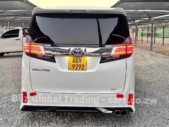 Picture of Toyota Vellfire 2017