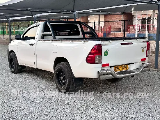 Picture of Toyota Hilux 2020