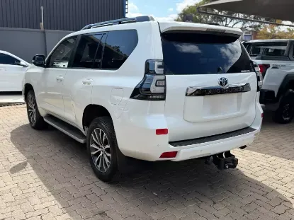Picture of Toyota Prado 2021