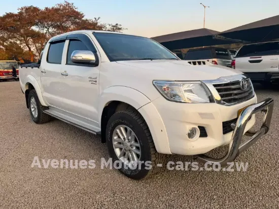 Picture of Toyota Hilux 2013