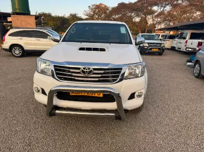 Picture of Toyota Hilux 2013