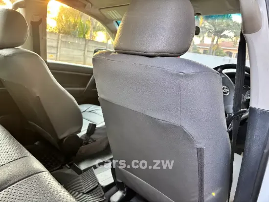 Picture of Toyota Land Cruiser 2015