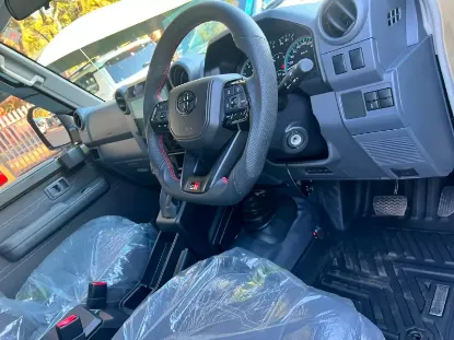 Picture of Toyota Land Cruiser 2028