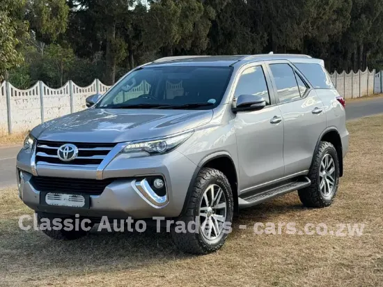 Picture of Toyota Fortuner 2017