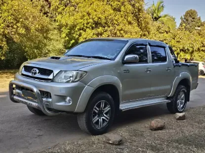 Picture of Toyota Hilux 2011