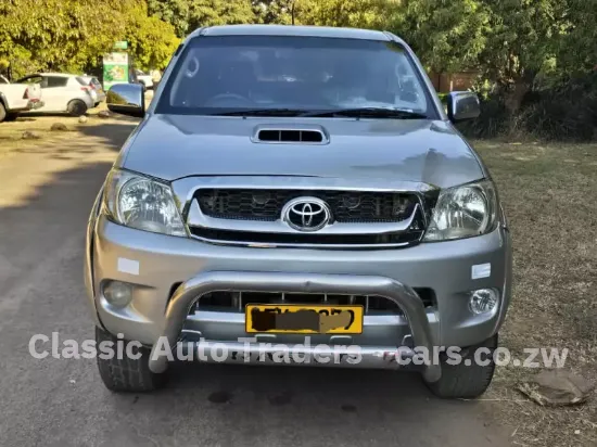 Picture of Toyota Hilux 2011