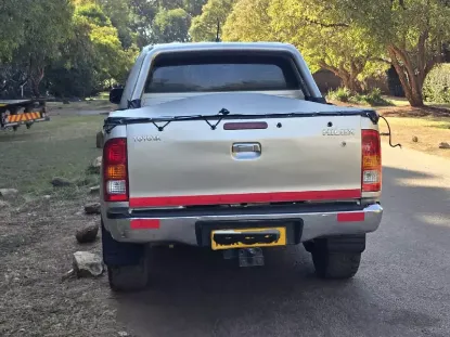 Picture of Toyota Hilux 2011
