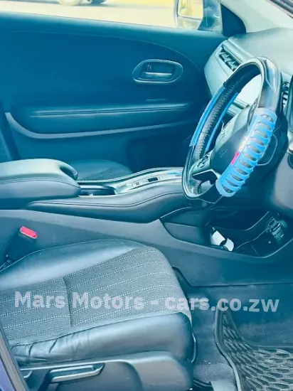 Picture of Honda Vezel 2015