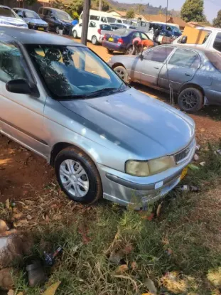 Picture of Nissan Sunny 2016