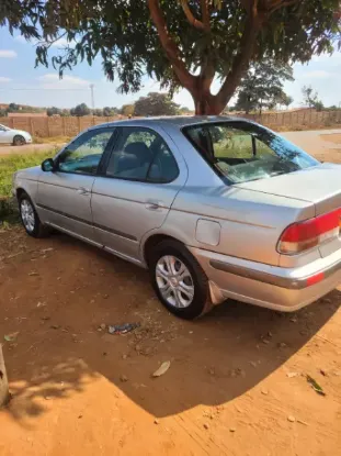 Picture of Nissan Sunny 2016