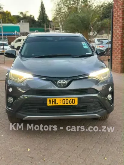 Picture of Toyota Rav4 2017