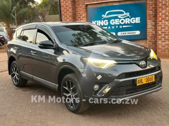 Picture of Toyota Rav4 2017