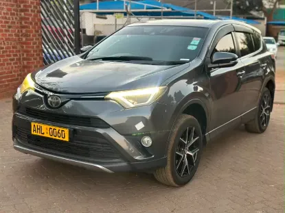 Picture of Toyota Rav4 2017