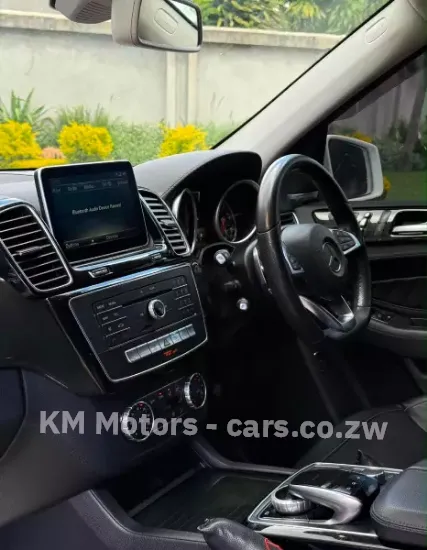 Picture of Mercedes Benz GLE 2016