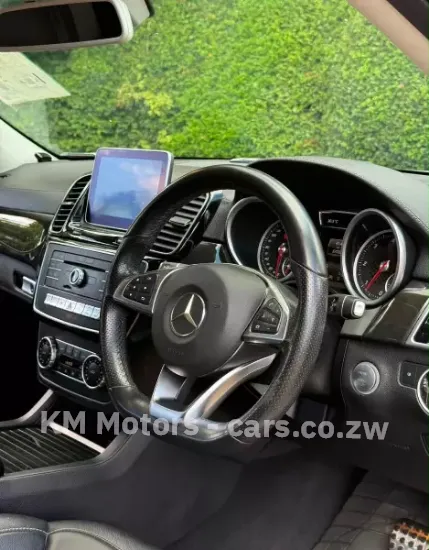 Picture of Mercedes Benz GLE 2016
