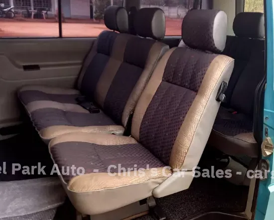 Picture of VW Caravelle 1996